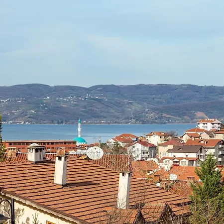 Splendid Villa With Fireplace And Private Garden Close To Sapanca Lake Near Kartepe Sapanca