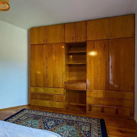 Splendid Villa With Fireplace And Private Garden Close To Sapanca Lake Near Kartepe Appartamento