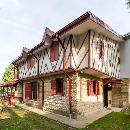 Splendid Villa With Fireplace And Private Garden Close To Sapanca Lake Near Kartepe * Sapanca